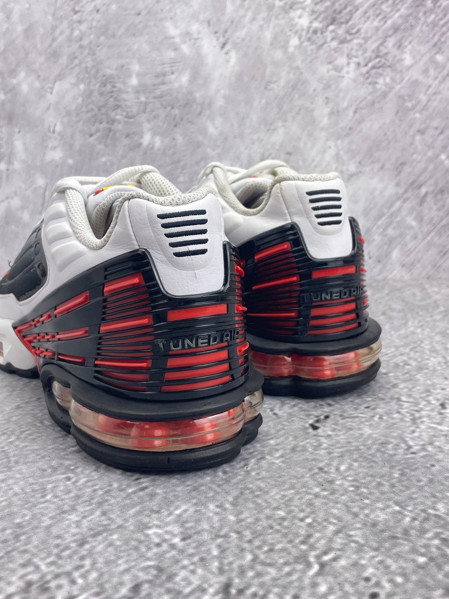 Nike Air Max Plus 3 Team Orange - buty sportowe, widok z tyłu