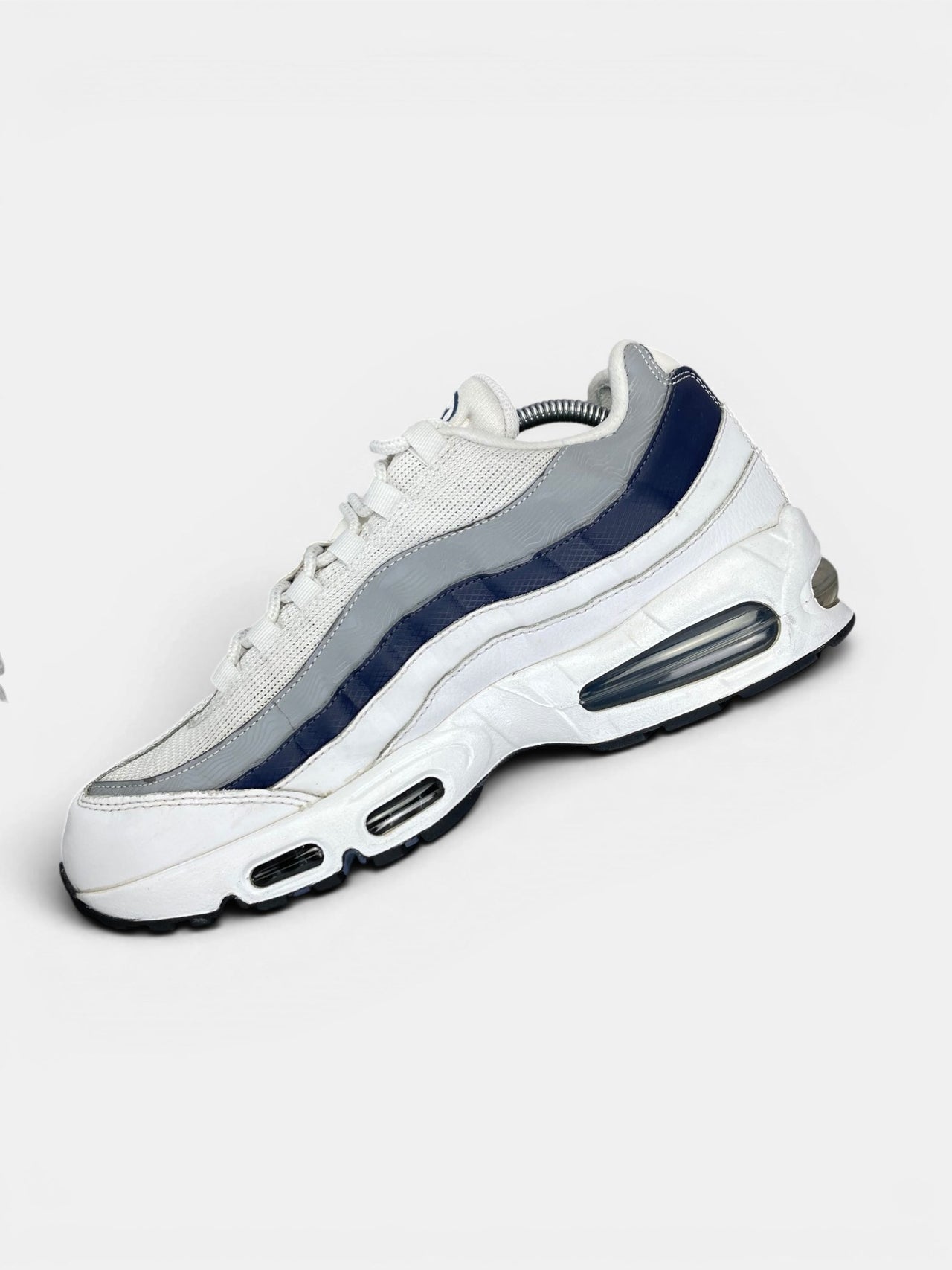 Nike Air Max 95 Diffused Blue — buty sportowe męskie w bardzo dobrym stanie rozmiar 44, wewnętrzny panel prawego buta