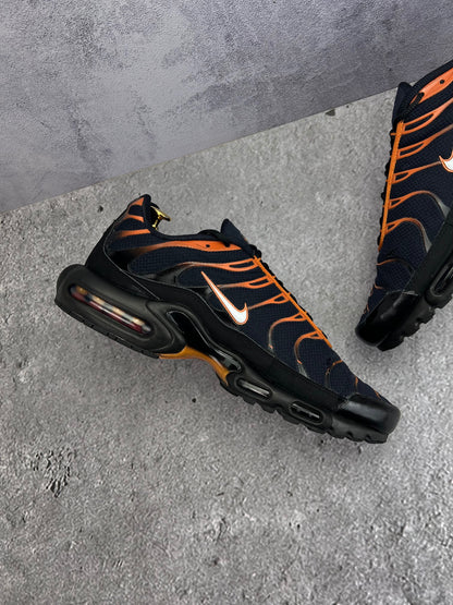 Nike Air Max Plus Dark Obsidian Monarch - buty sportowe, wewnętrzny panel lewego buta
