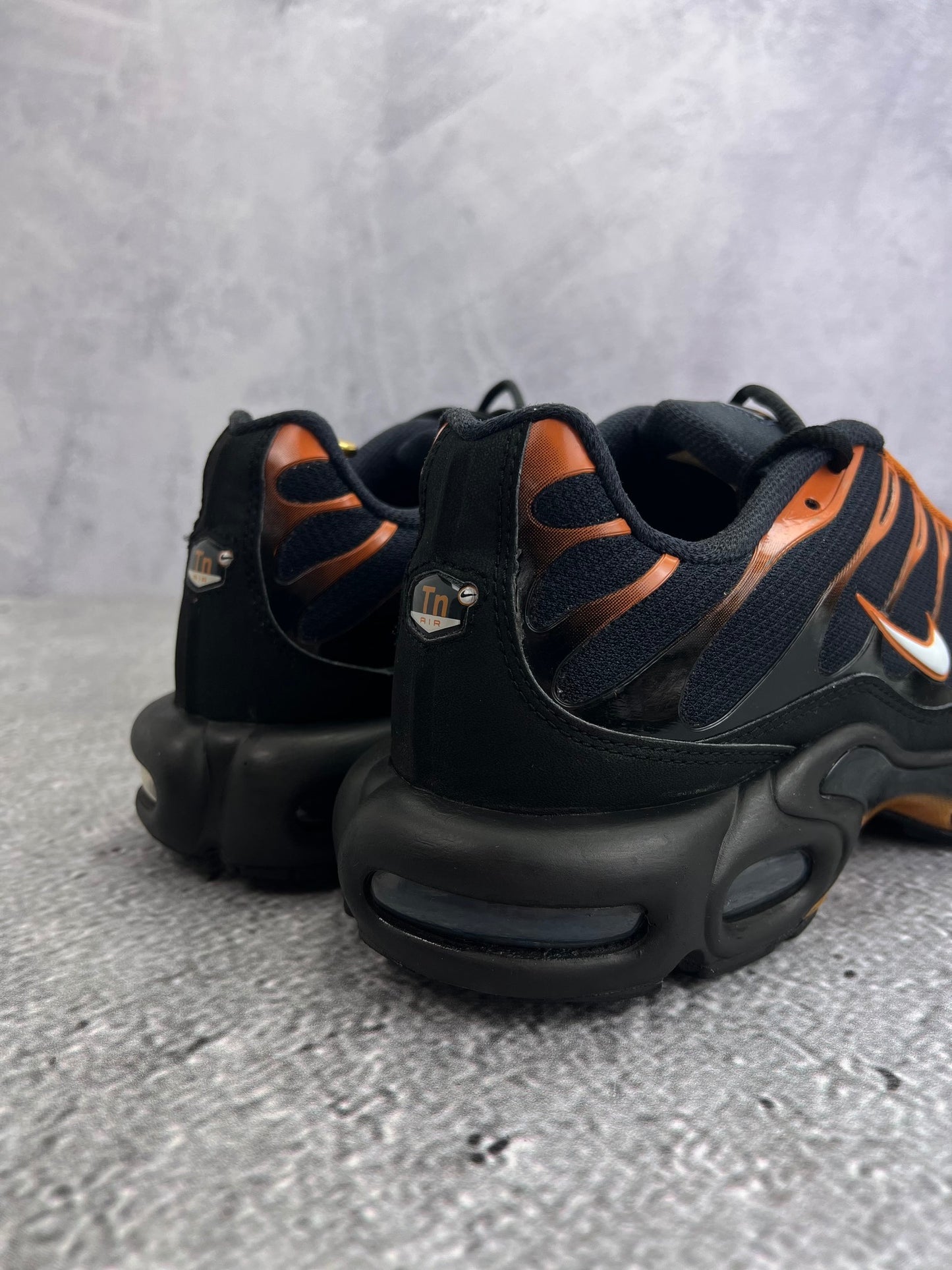 Nike Air Max Plus Dark Obsidian Monarch - buty sportowe, widok z góry
