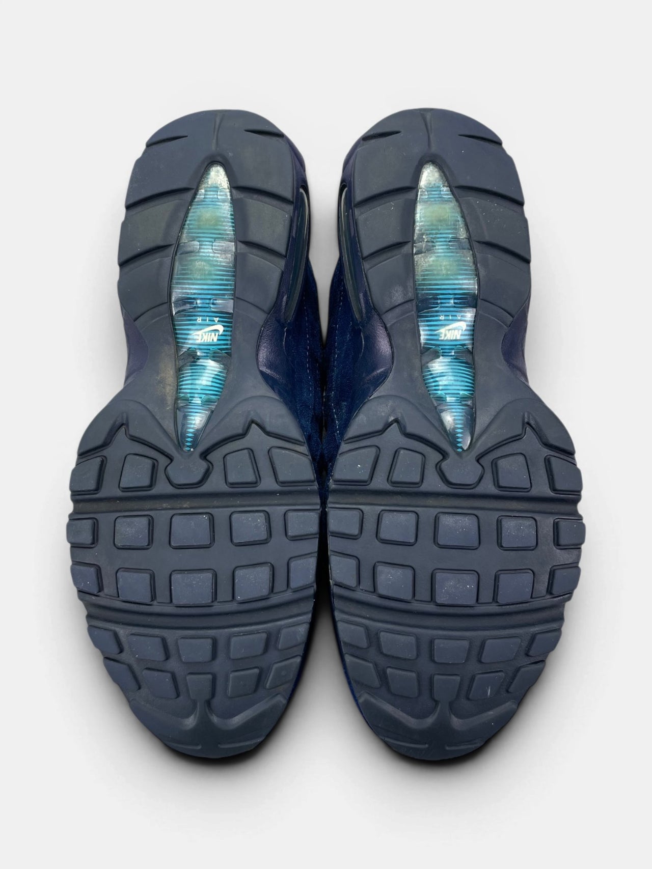 Nike Air Max 95 Obsidian — buty sportowe męskie w bardzo dobrym stanie rozmiar 42.5, podeszwa