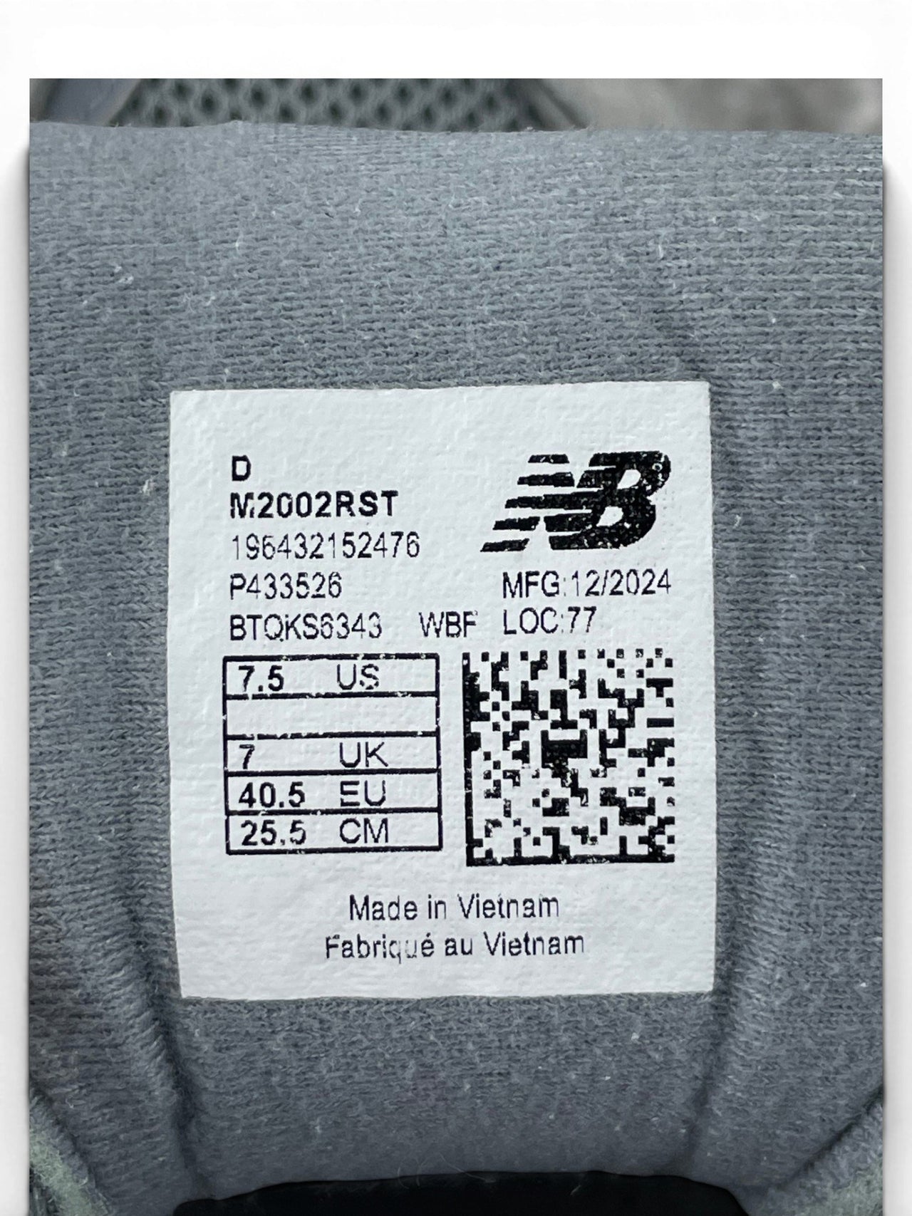 New Balance 2002R — buty sportowe damskie w bardzo dobrym stanie rozmiar 40.5, opcjonalne zdjęcie 2