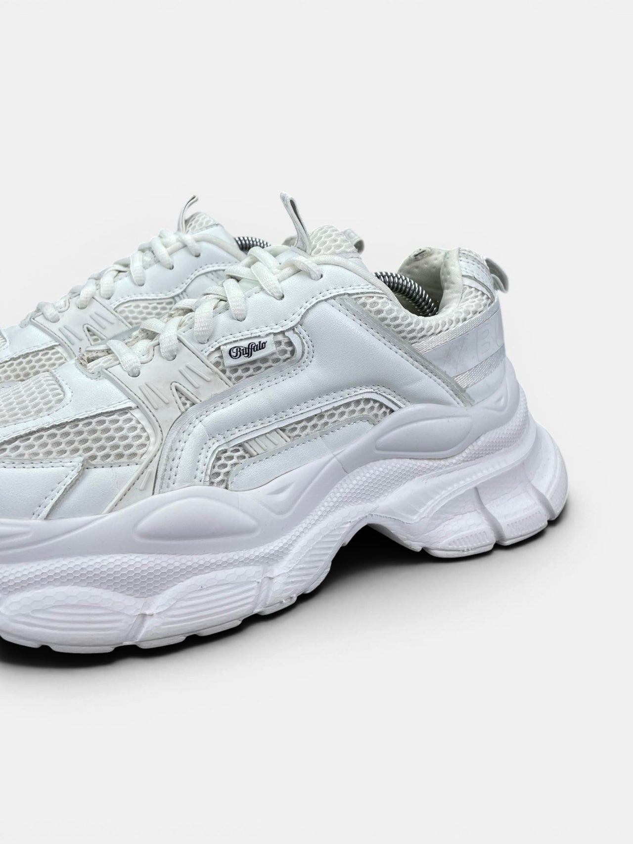 Buffalo Trainers — buty sportowe damskie w bardzo dobrym stanie rozmiar 38, opcjonalne zdjęcie 1