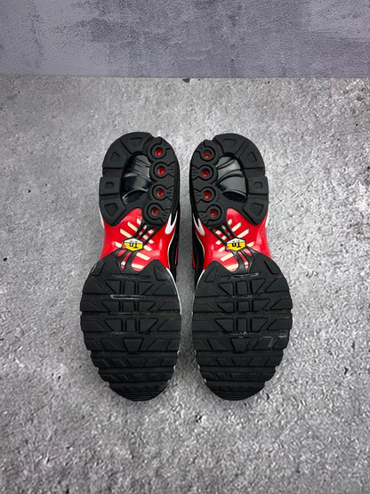 Nike Air Max Plus Premium Black Red - buty sportowe, podeszwa