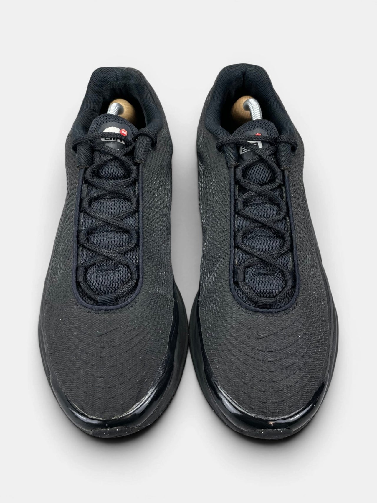 Nike Air Max Dn Black Metallic Grey — buty sportowe męskie w bardzo dobrym stanie rozmiar 45, widok z góry