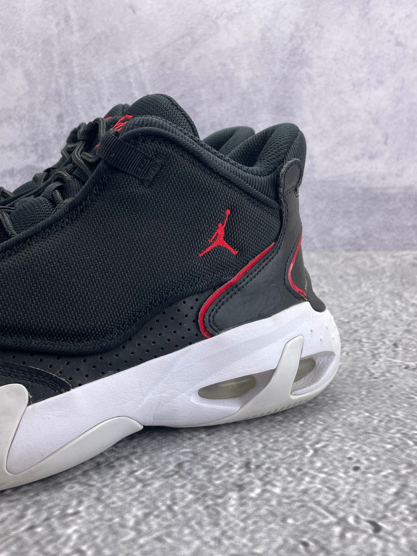 Jordan Max Aura 4 Bred - buty sportowe, opcjonalne zdjęcie 1