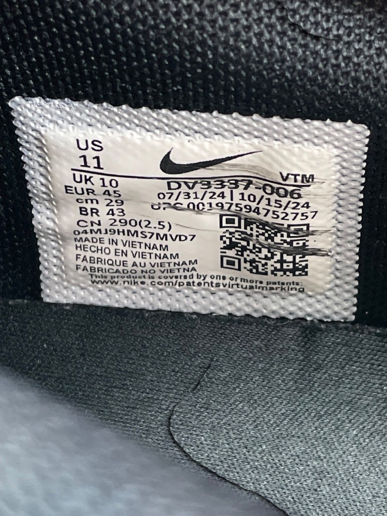 Nike Air Max Dn Black Metallic Grey — buty sportowe męskie w bardzo dobrym stanie rozmiar 45, opcjonalne zdjęcie 2