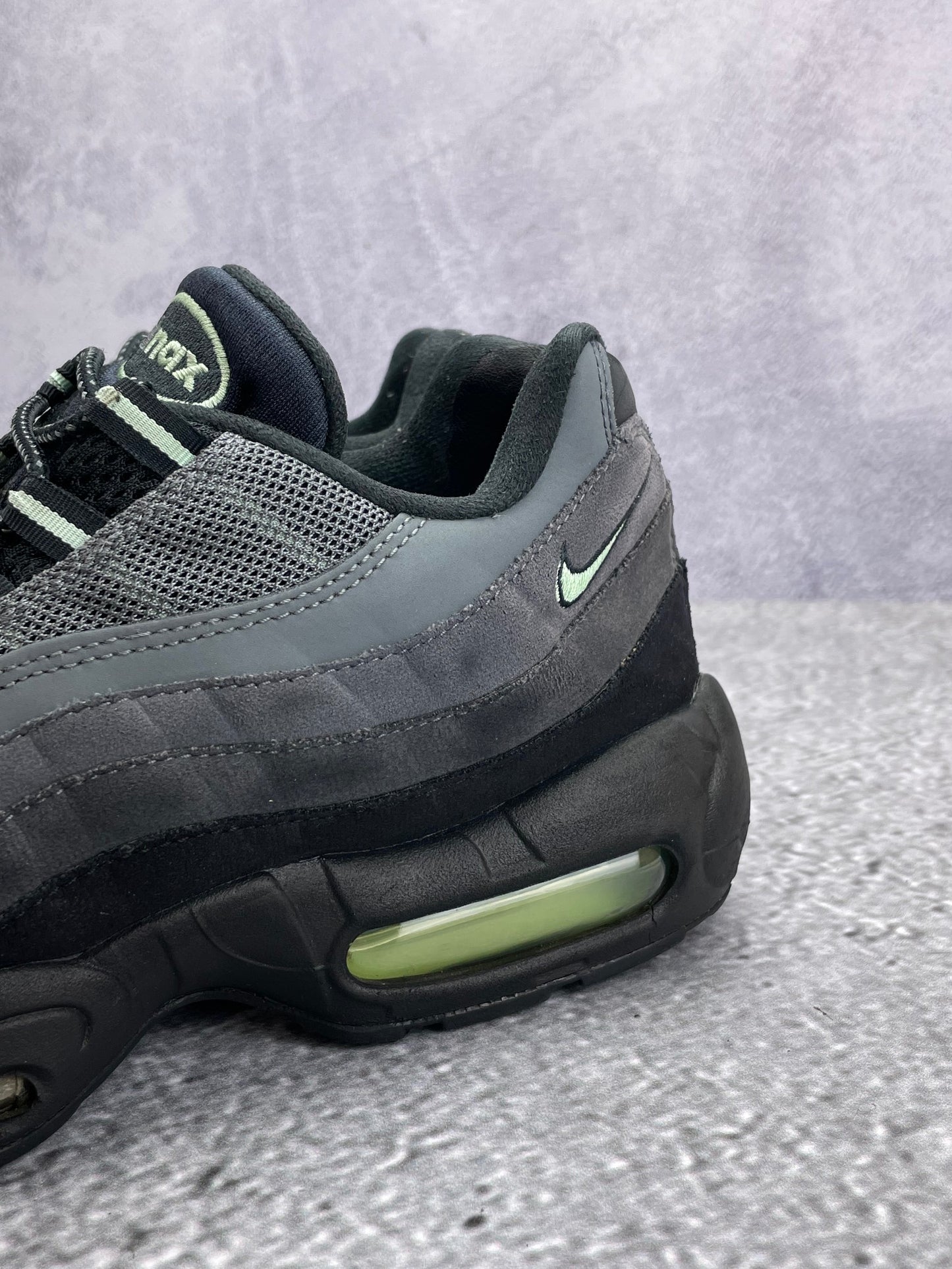 Nike Air Max 95 Vapor Green — buty sportowe męskie w bardzo dobrym stanie rozmiar 42, opcjonalne zdjęcie 1