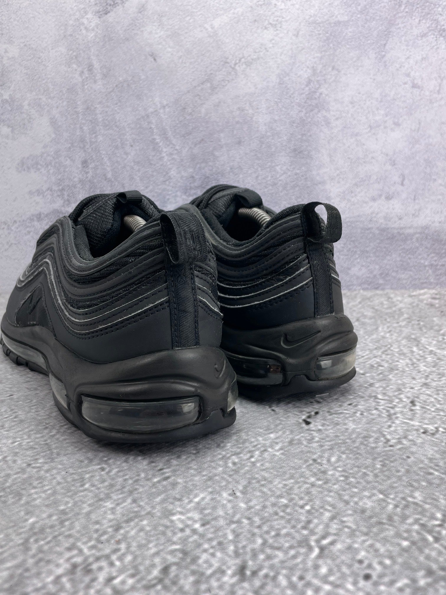 Nike Air Max 97 Triple Black AM97 Triple Black - buty sportowe, widok z tyłu