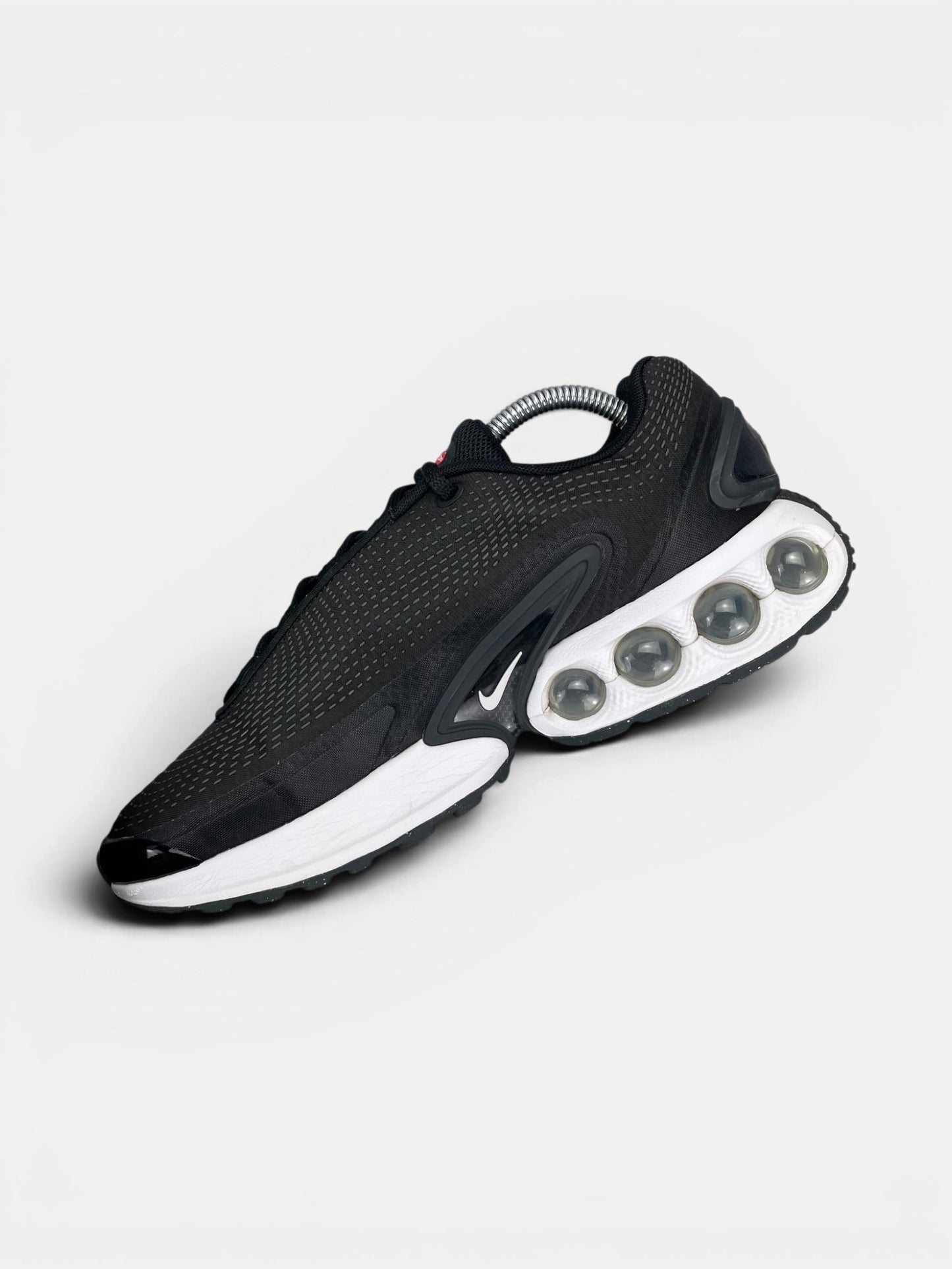 Nike Air Max Dn Dark Grey — buty sportowe męskie w bardzo dobrym stanie rozmiar 42.5, wewnętrzny panel prawego buta