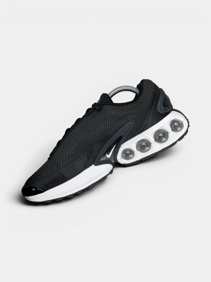 Nike Air Max Dn Dark Grey — buty sportowe męskie w bardzo dobrym stanie rozmiar 42.5, wewnętrzny panel prawego buta