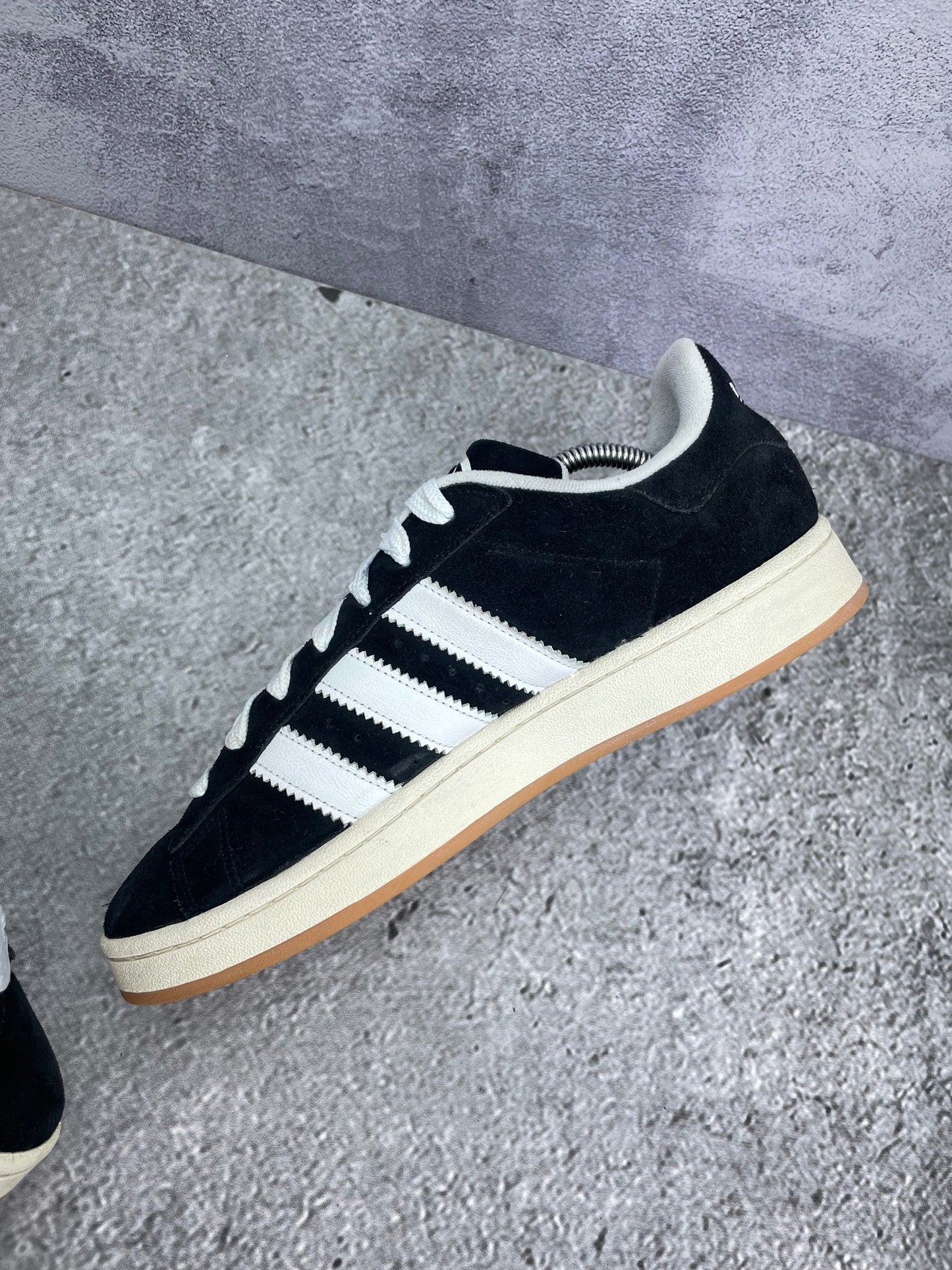 adidas Campus 00s HQ8708 - buty sportowe, wewnętrzny panel prawego buta