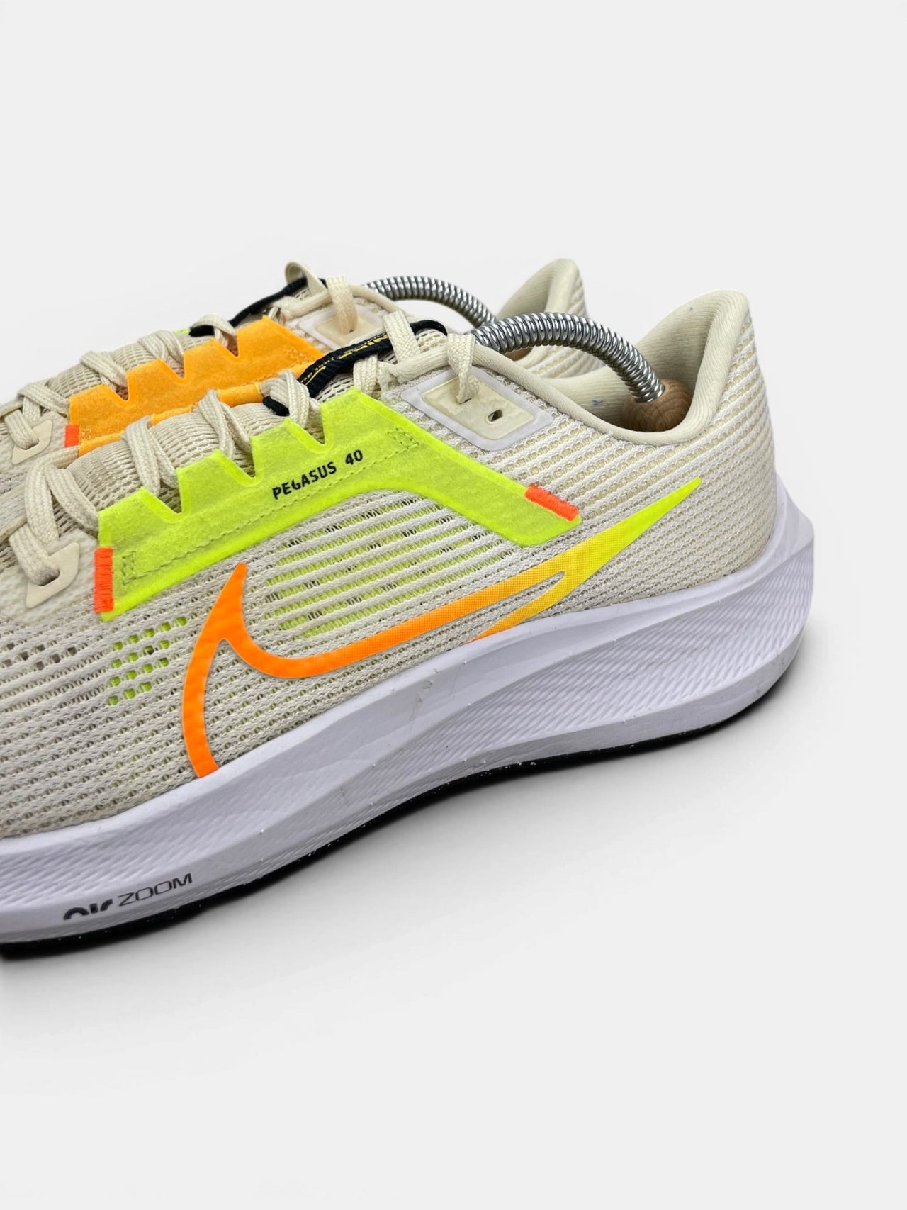 Nike Air Zoom Pegasus 40 Coconut Milk Lime — buty sportowe męskie w bardzo dobrym stanie rozmiar 44, opcjonalne zdjęcie 1