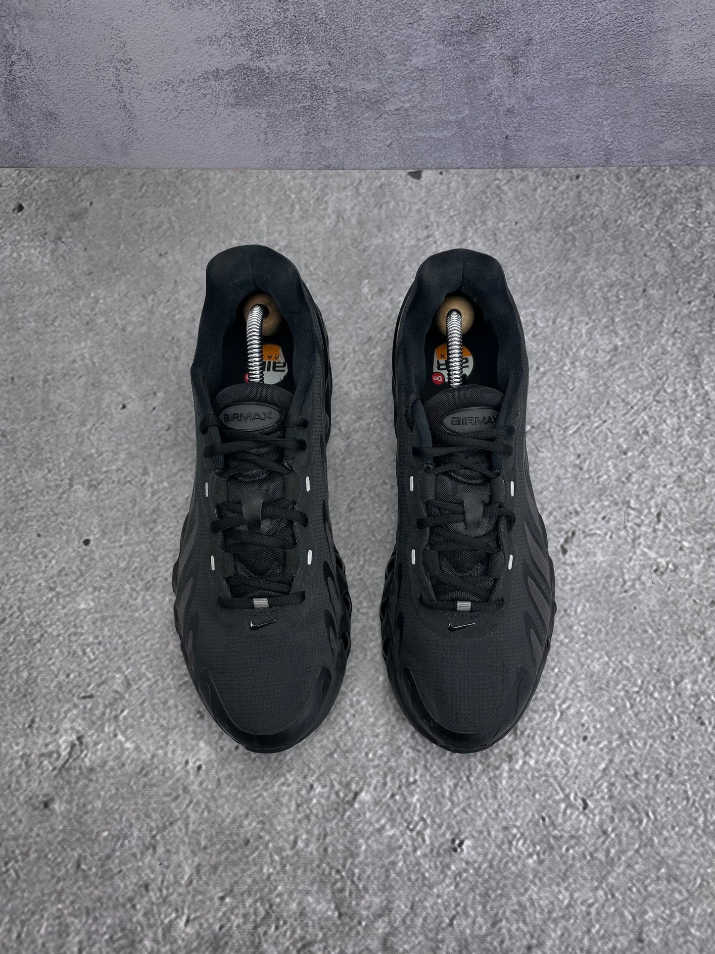 Nike Air Max Dn8 — buty sportowe męskie w bardzo dobrym stanie rozmiar 43, widok z góry
