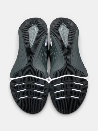 Nike Metcon 8 Black Dark Smoke Grey — buty sportowe damskie w bardzo dobrym stanie rozmiar 36.5, podeszwa