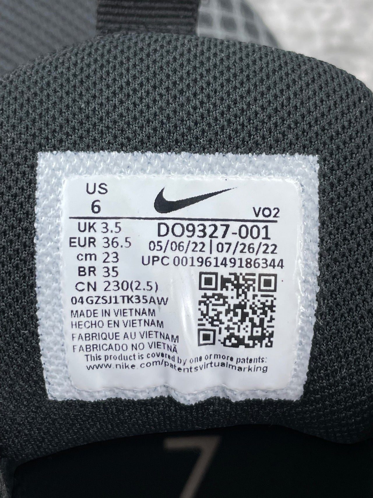 Nike Metcon 8 Black Dark Smoke Grey — buty sportowe damskie w bardzo dobrym stanie rozmiar 36.5, opcjonalne zdjęcie 2