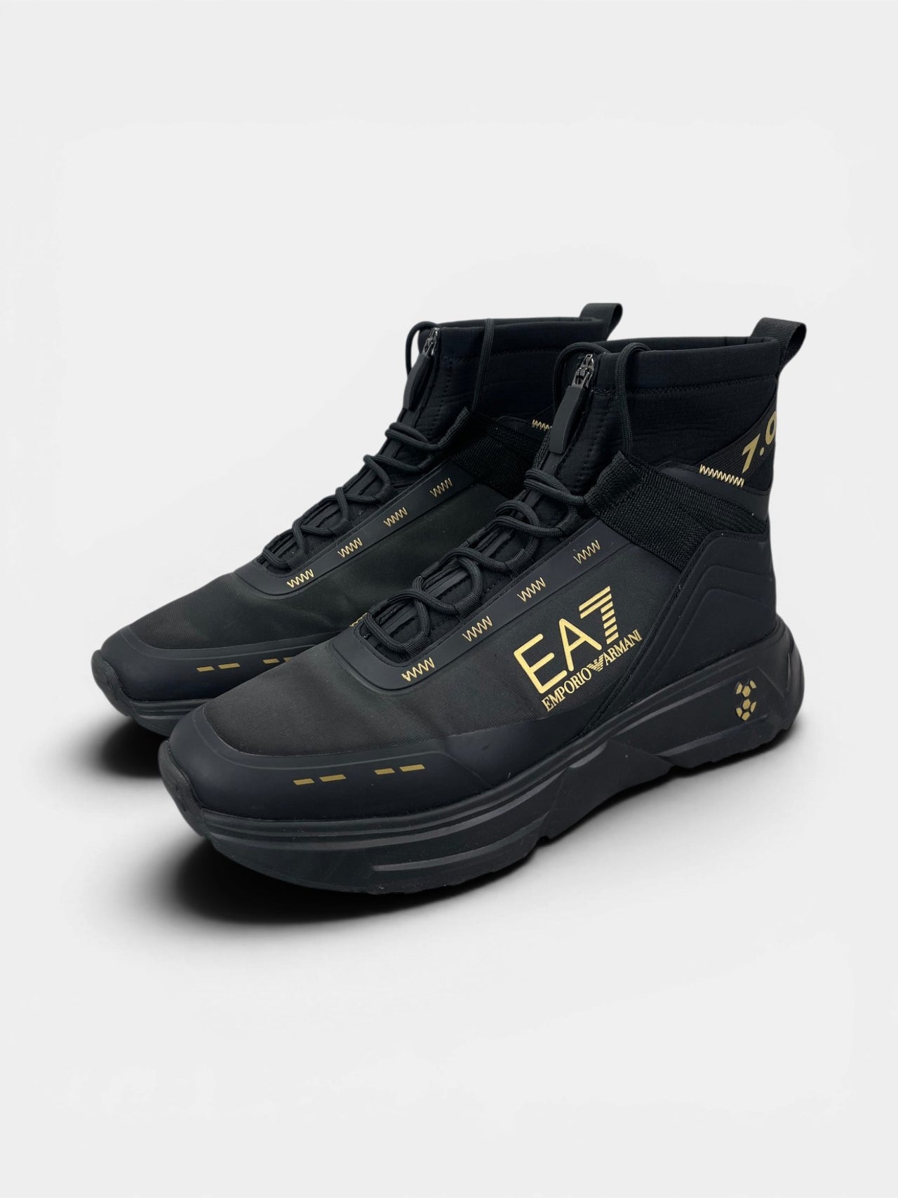 Ea7 Emporio Armani 7.0 — buty sportowe męskie w bardzo dobrym stanie rozmiar 44.5, widok z boku
