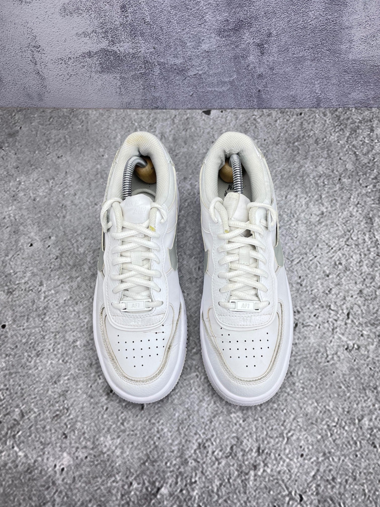 Nike Air Force 1 Shadow Triple White — buty sportowe męskie w bardzo dobrym stanie rozmiar 40, widok z góry