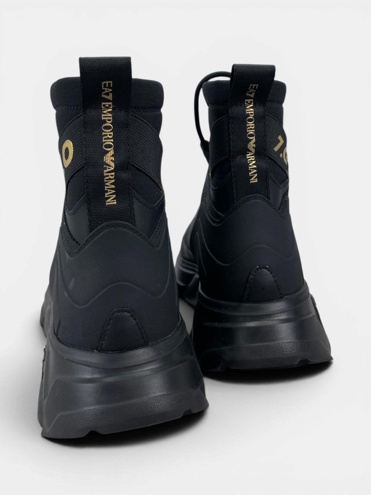 Ea7 Emporio Armani 7.0 — buty sportowe męskie w bardzo dobrym stanie rozmiar 44.5, widok z tyłu