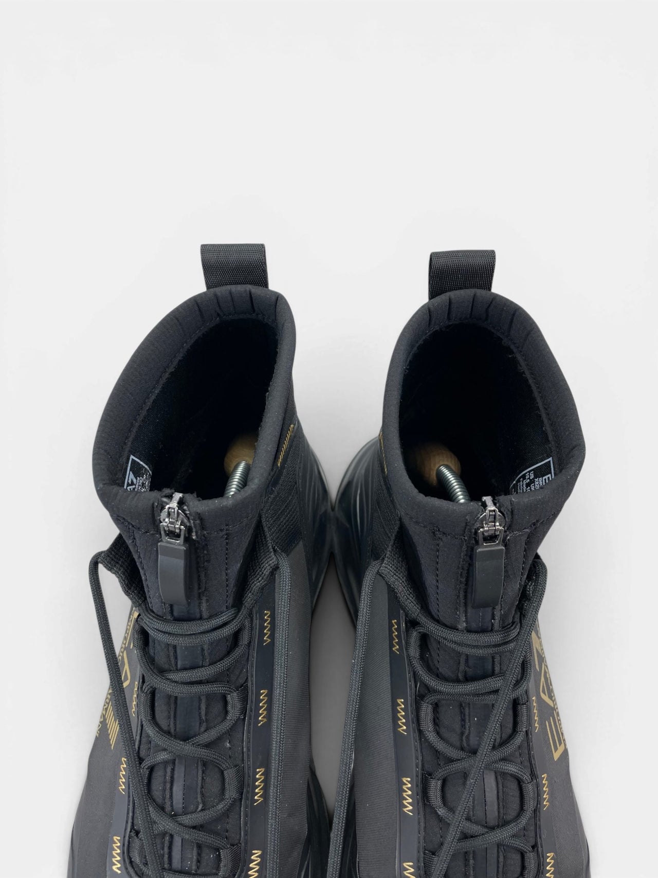 Ea7 Emporio Armani 7.0 — buty sportowe męskie w bardzo dobrym stanie rozmiar 44.5, zapiętki butów