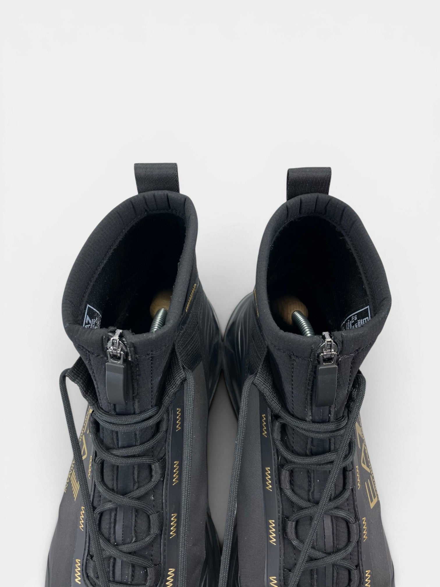 Ea7 Emporio Armani 7.0 — buty sportowe męskie w bardzo dobrym stanie rozmiar 44.5, zapiętki butów