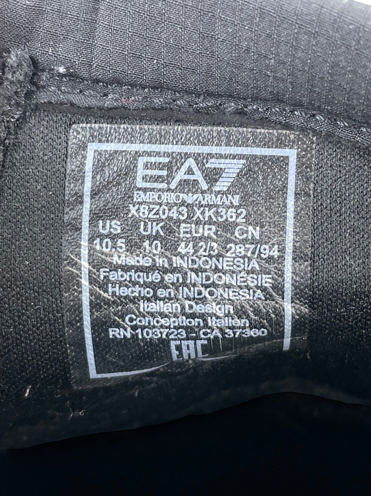 Ea7 Emporio Armani 7.0 — buty sportowe męskie w bardzo dobrym stanie rozmiar 44.5, opcjonalne zdjęcie 2