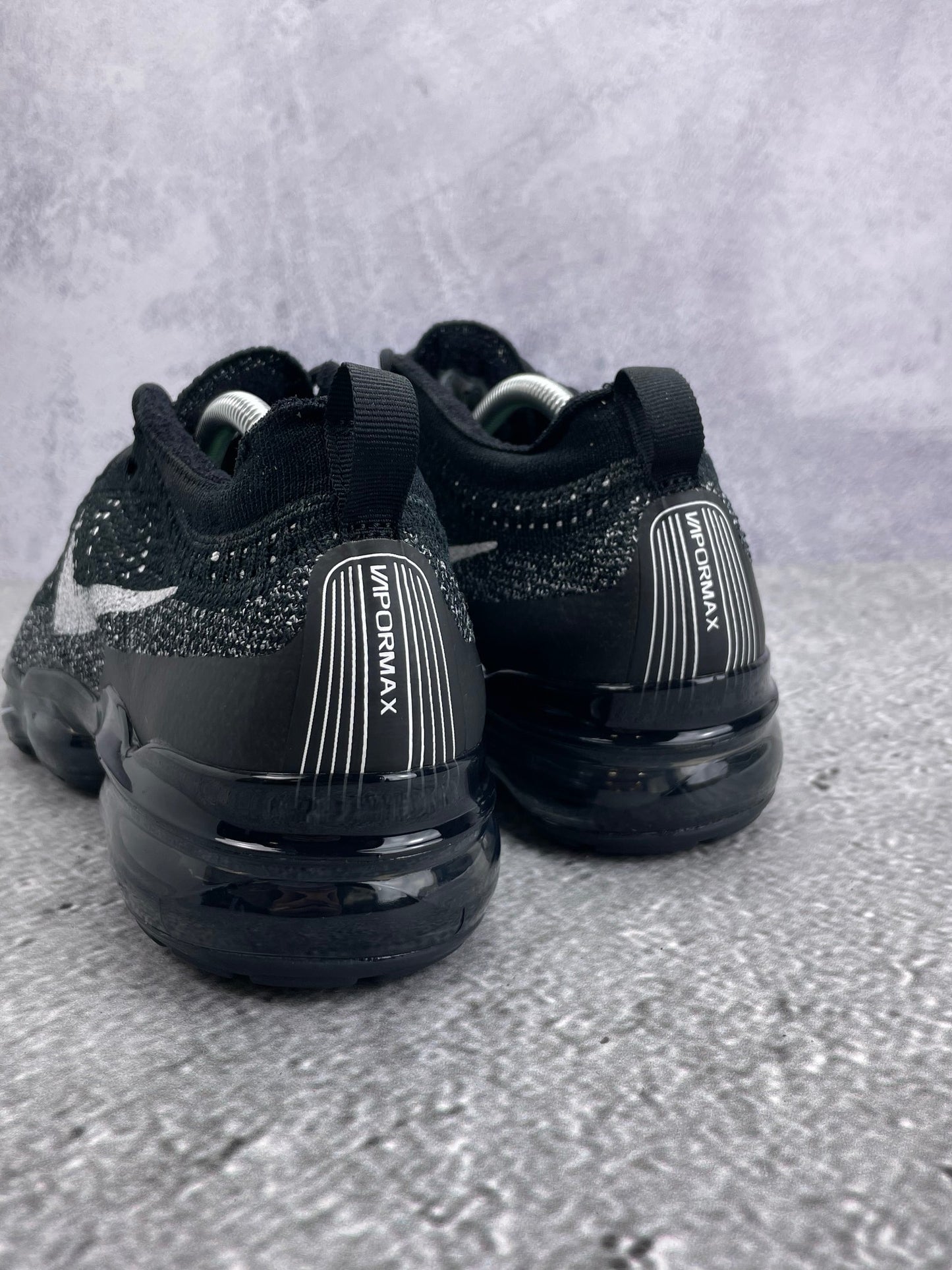 Nike Air VaporMax 2023 Flyknit Oreo - buty sportowe, widok z tyłu