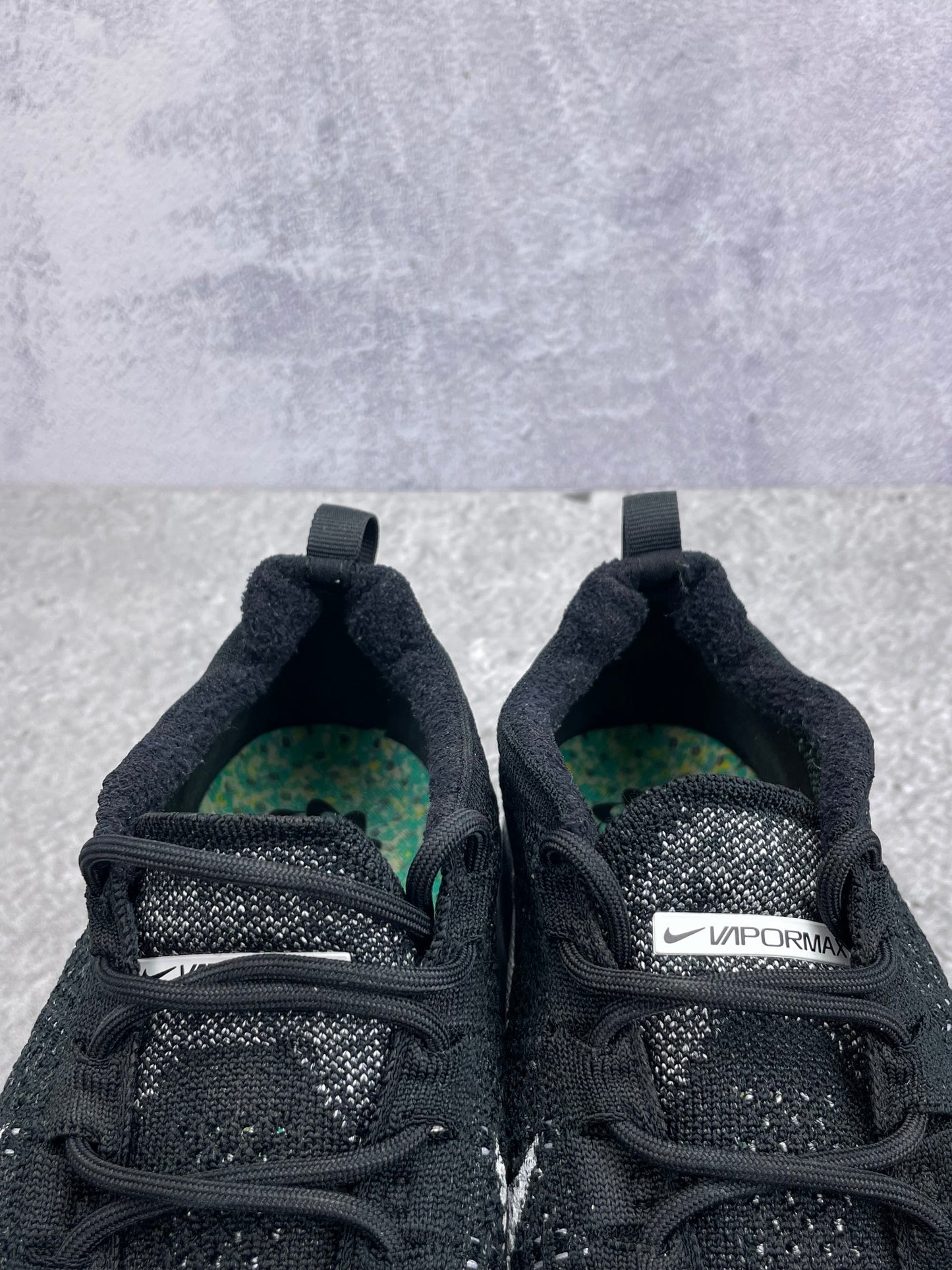Nike Air VaporMax 2023 Flyknit Oreo - buty sportowe, zapiętki butów