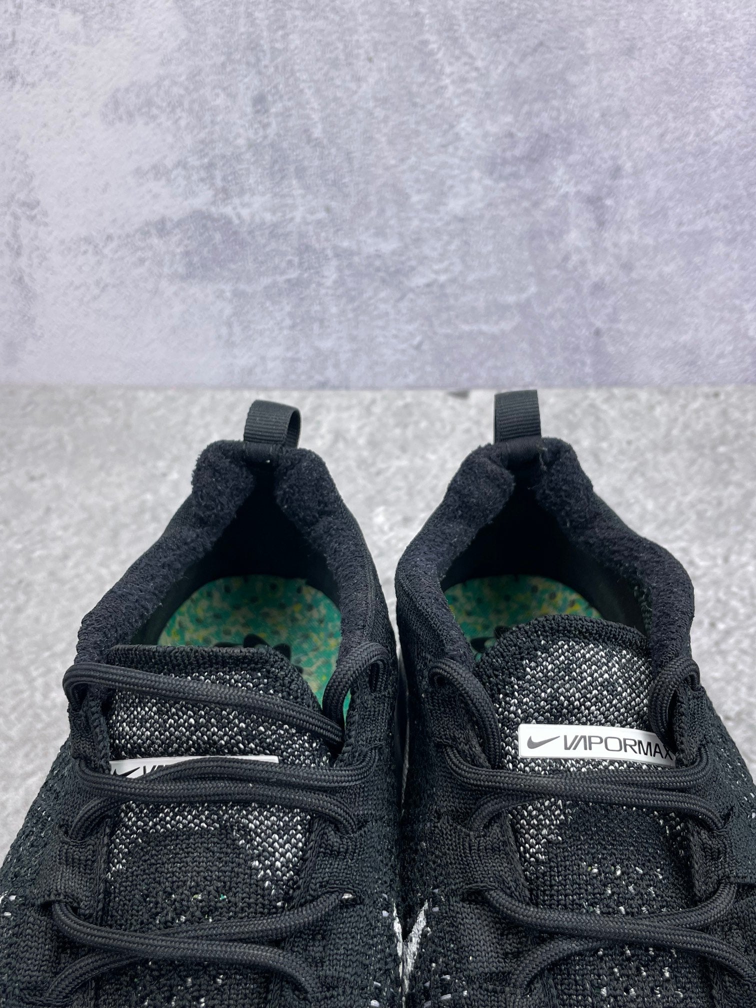 Nike Air VaporMax 2023 Flyknit Oreo - buty sportowe, zapiętki butów