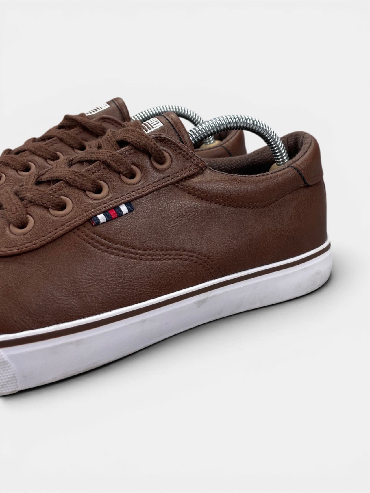 Pier One Leather Sneakers — buty sportowe męskie w bardzo dobrym stanie rozmiar 41, opcjonalne zdjęcie 1