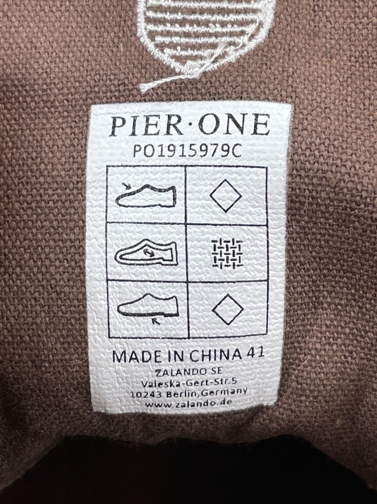 Pier One Leather Sneakers — buty sportowe męskie w bardzo dobrym stanie rozmiar 41, opcjonalne zdjęcie 2