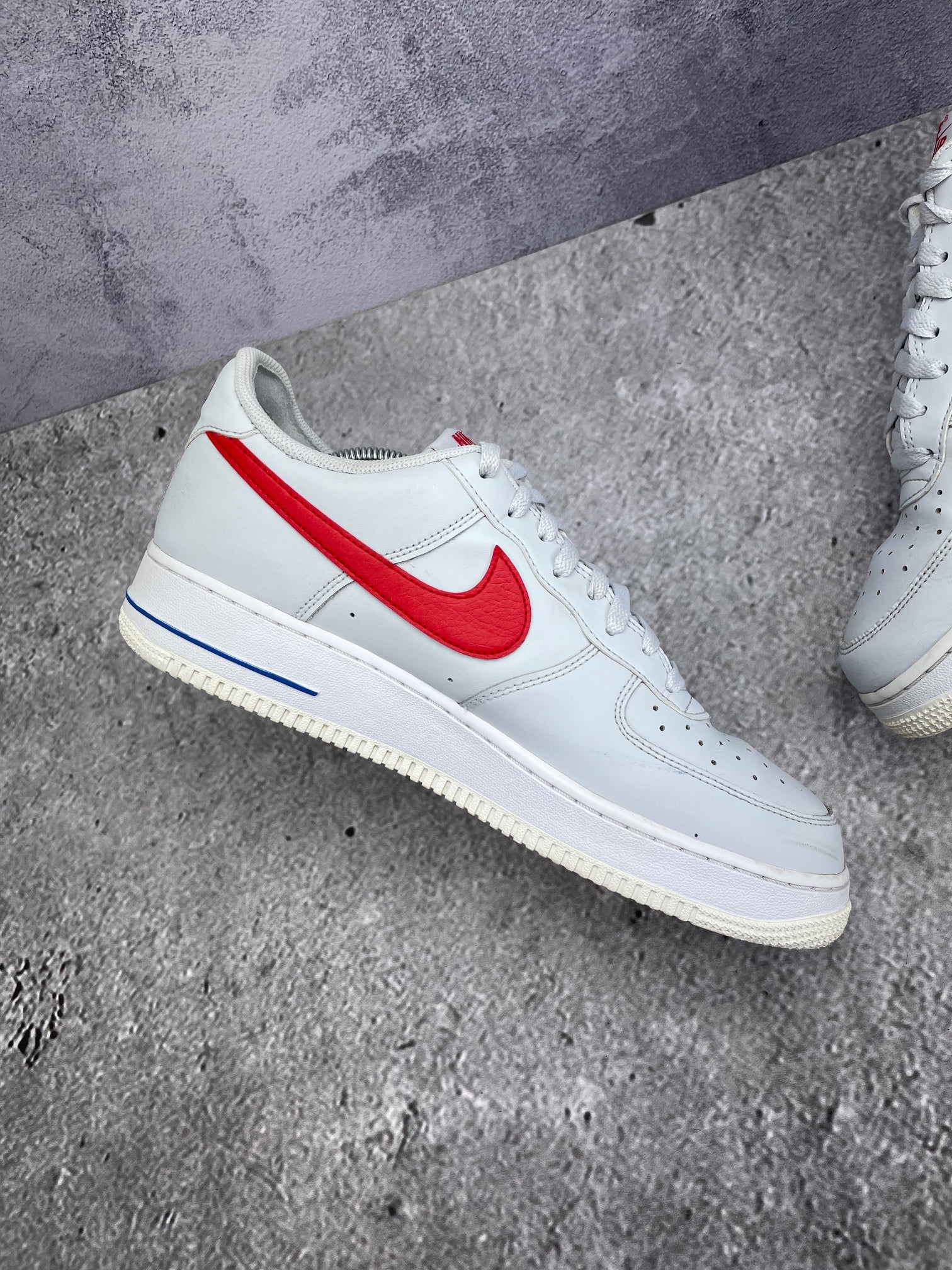 Nike Air Force 1 '07 USA - buty sportowe, wewnętrzny panel lewego buta
