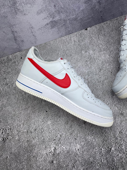 Nike Air Force 1 '07 USA - buty sportowe, wewnętrzny panel lewego buta