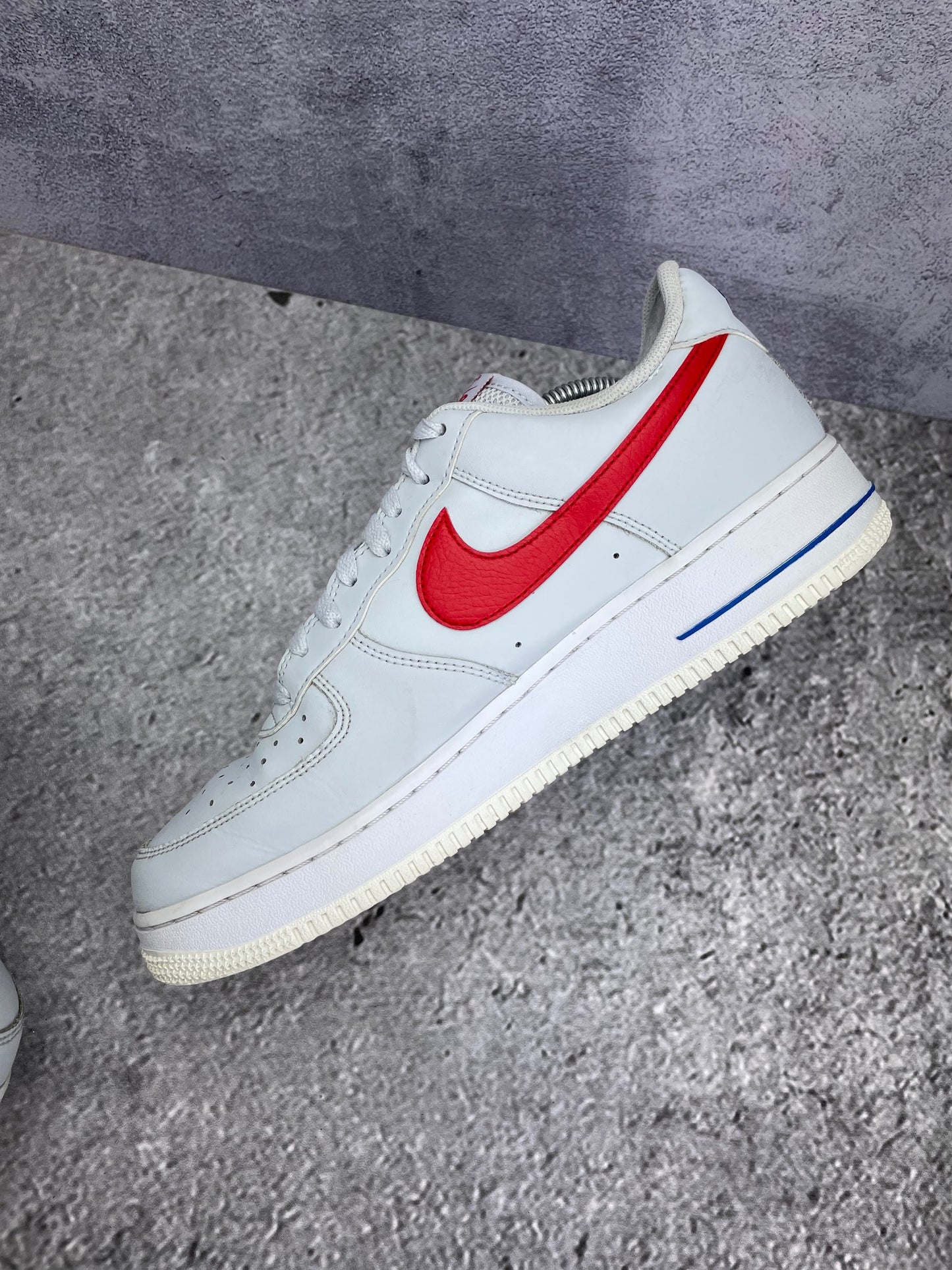Nike Air Force 1 '07 USA - buty sportowe, wewnętrzny panel prawego buta