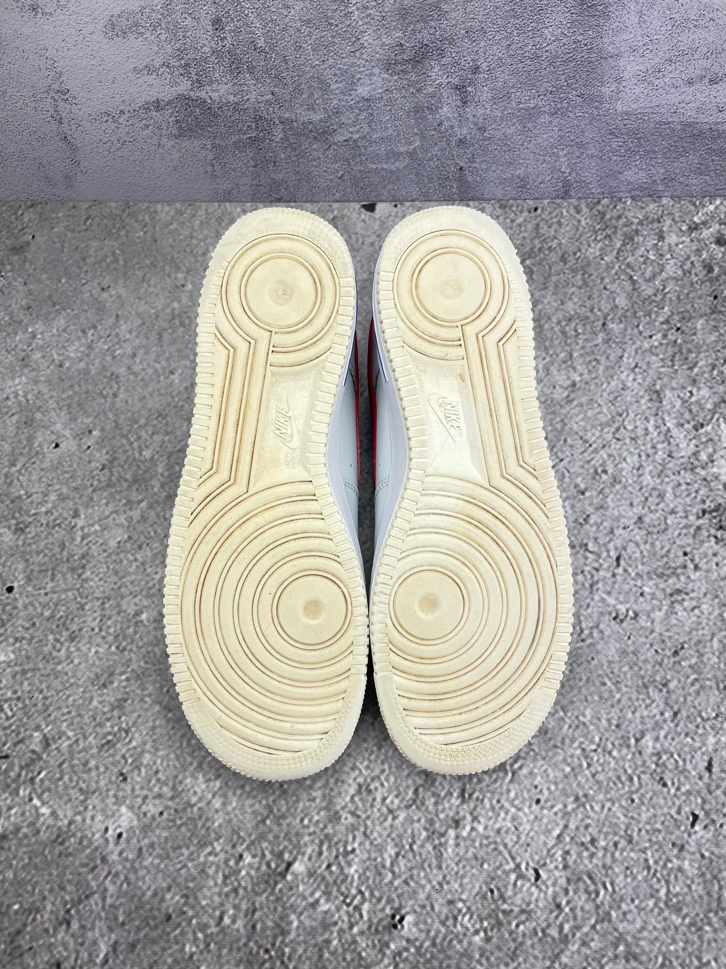 Nike Air Force 1 '07 USA - buty sportowe, podeszwa
