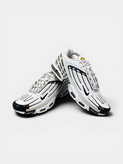 Nike Air Max Plus III Leather — buty sportowe męskie w bardzo dobrym stanie rozmiar 42.5, boczny profil