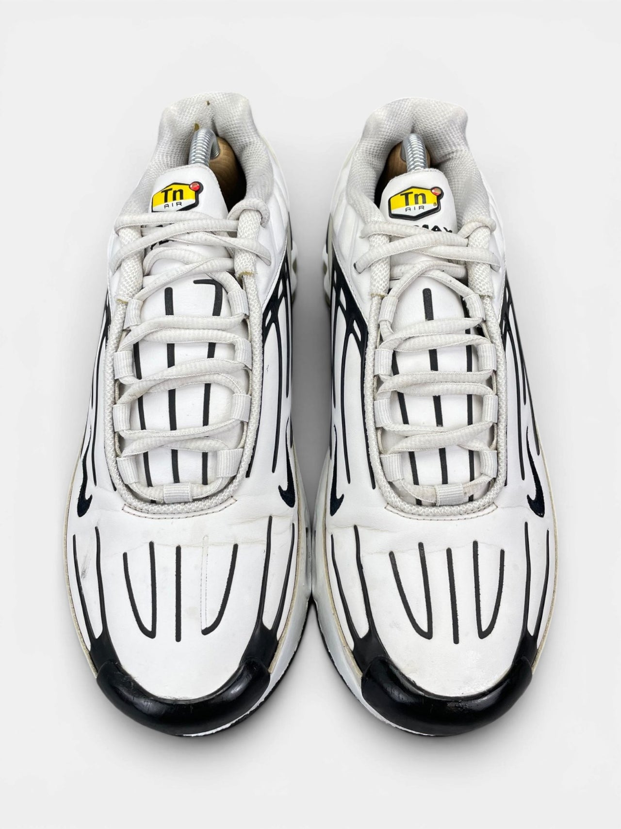 Nike Air Max Plus III Leather — buty sportowe męskie w bardzo dobrym stanie rozmiar 42.5, widok z góry