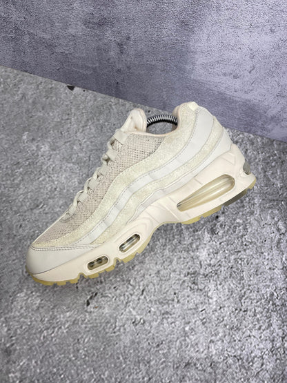 Nike Air Max 95 OG “Soft Pearl” AM95 Soft Pearl - buty sportowe, wewnętrzny panel lewego buta