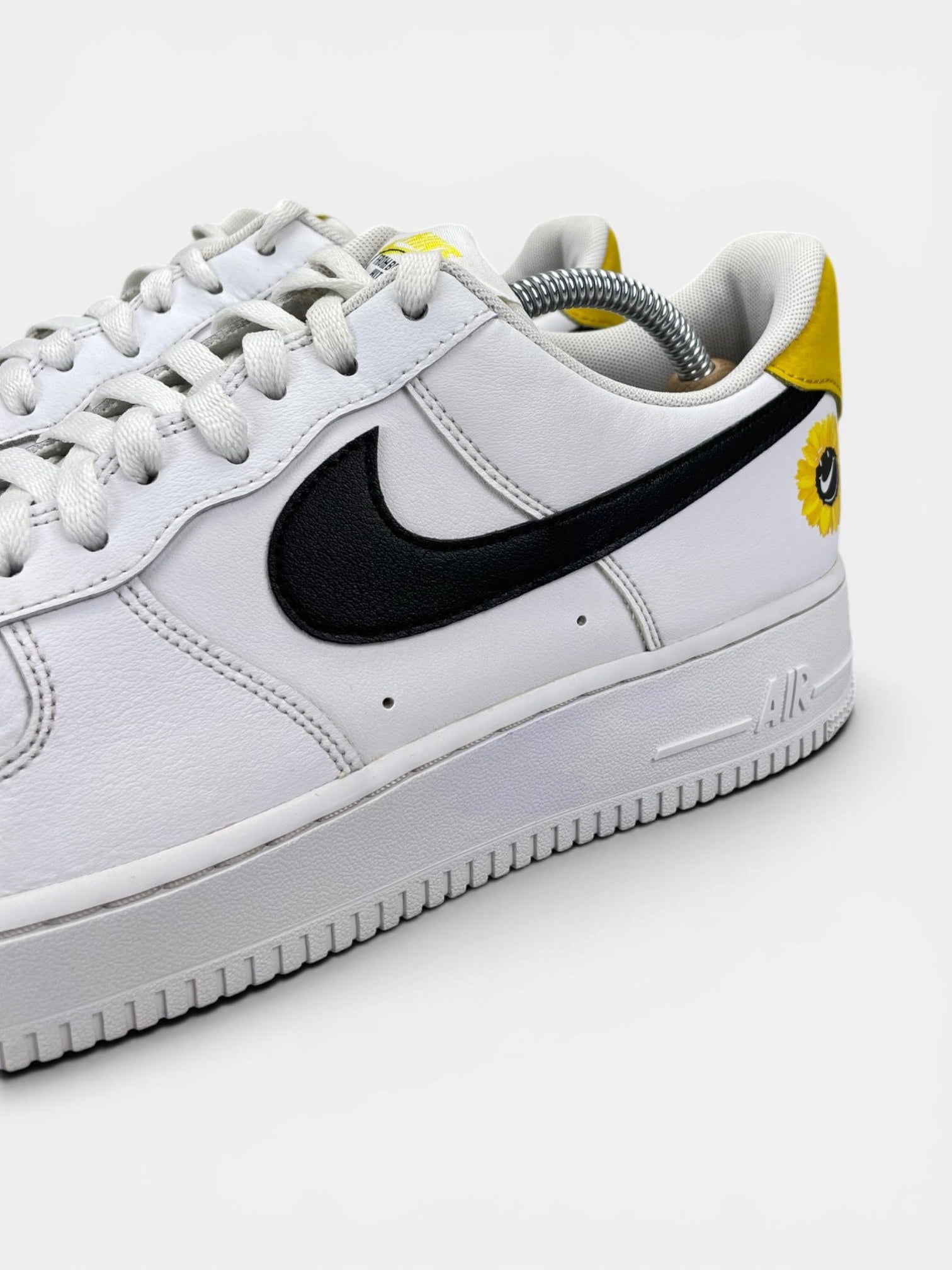 Nike Air Force 1 Low Have A Nike Day — buty sportowe męskie w bardzo dobrym stanie rozmiar 43, opcjonalne zdjęcie 1