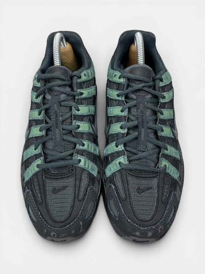 Nike P-6000 — buty sportowe męskie w bardzo dobrym stanie rozmiar 40, widok z góry