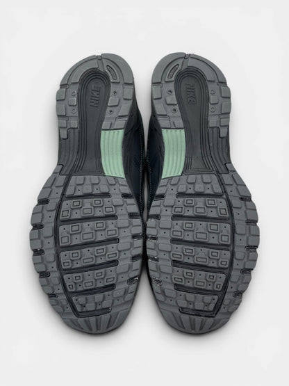 Nike P-6000 — buty sportowe męskie w bardzo dobrym stanie rozmiar 40, podeszwa