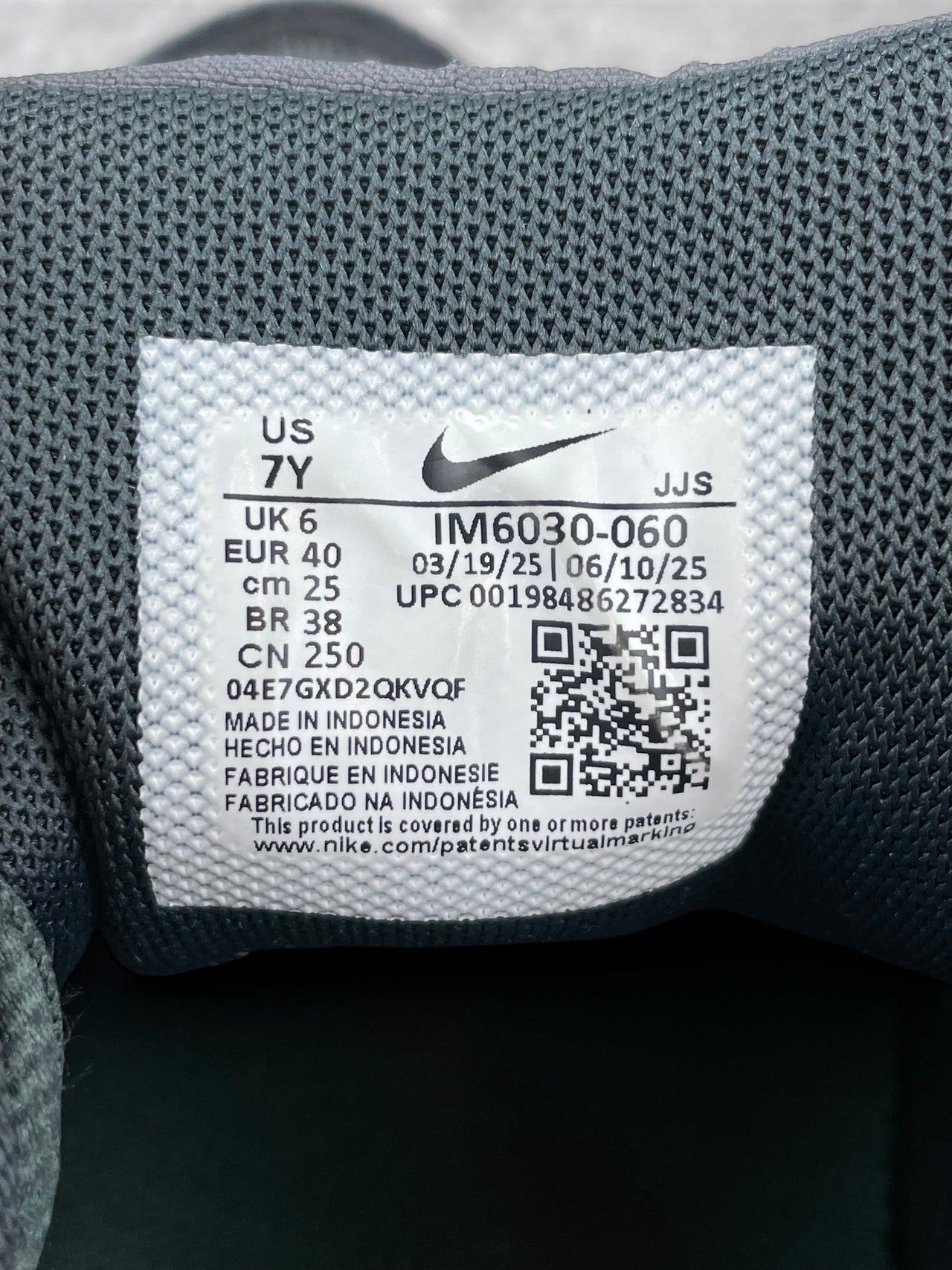 Nike P-6000 — buty sportowe męskie w bardzo dobrym stanie rozmiar 40, opcjonalne zdjęcie 2