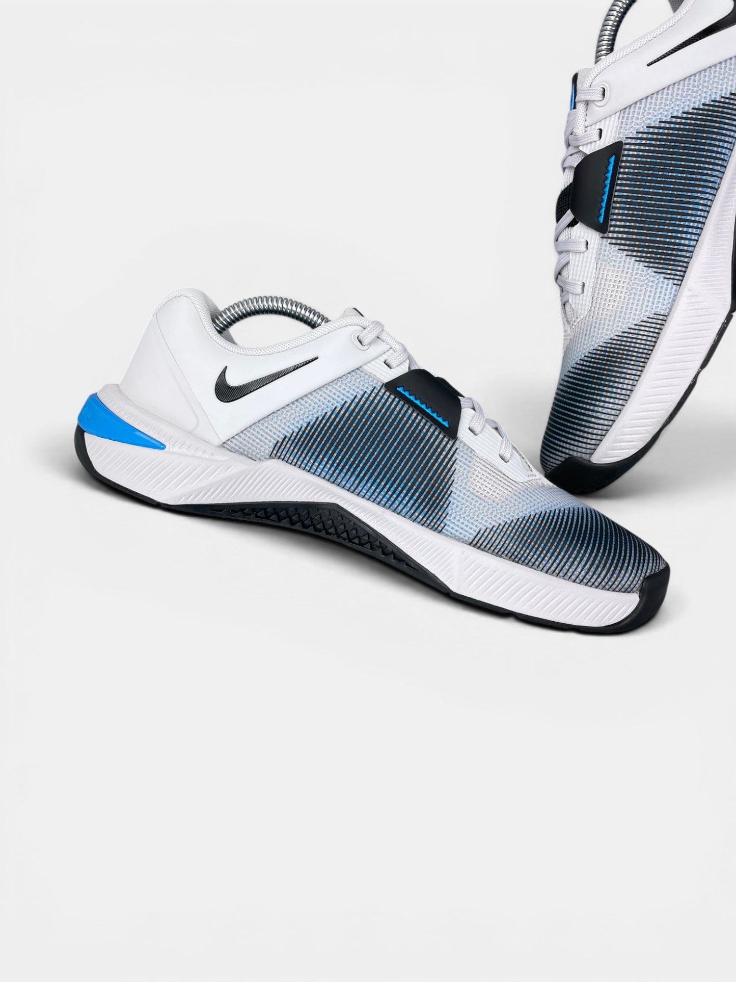Nike Metcon 10 — buty sportowe męskie w bardzo dobrym stanie rozmiar 42.5, wewnętrzny panel lewego buta