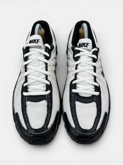 Nike Shox Turbo VII — buty sportowe męskie w bardzo dobrym stanie rozmiar 40.5, widok z góry
