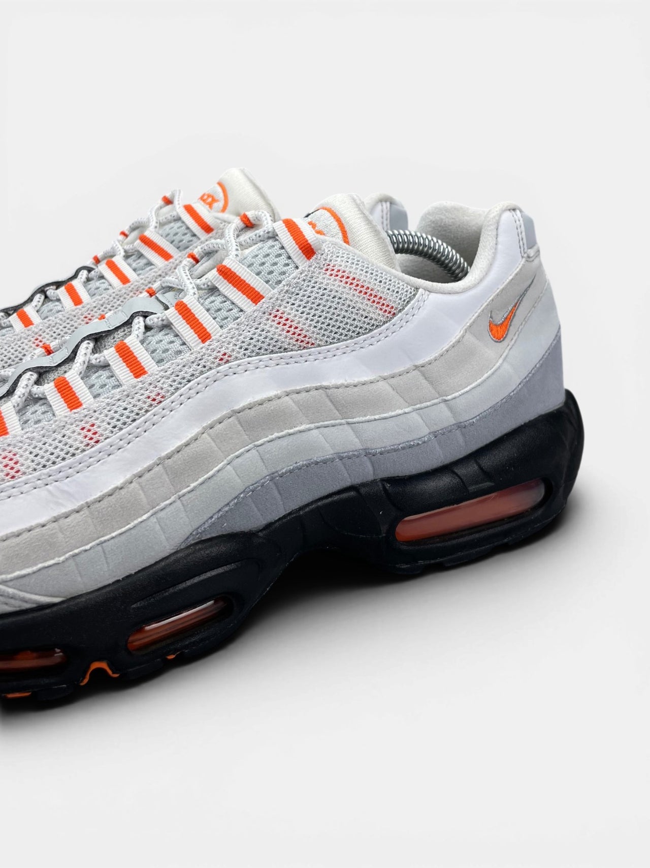 Nike Air Max 95 Wolf Grey Safety Orange (Pure Platinum) — buty sportowe męskie w bardzo dobrym stanie rozmiar 44, opcjonalne zdjęcie 1