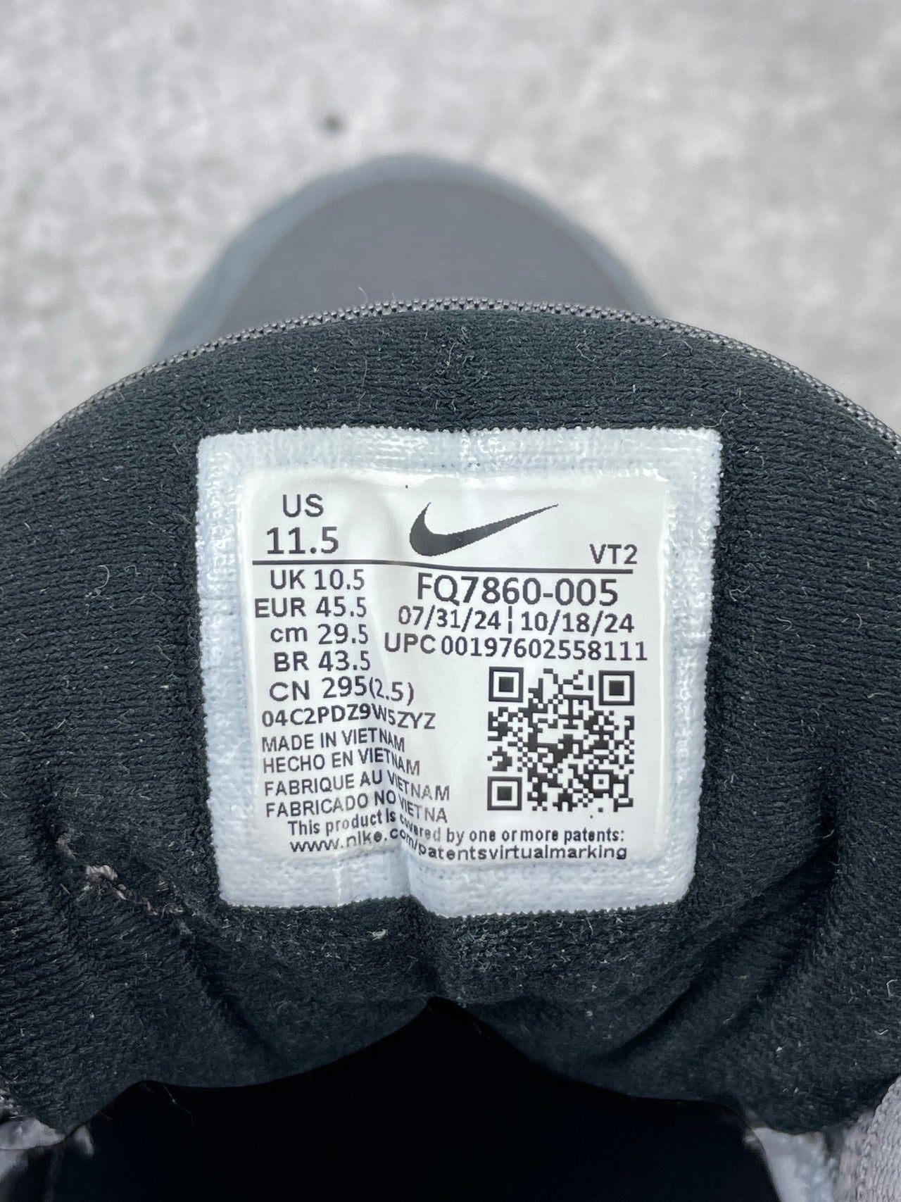 Nike Air Max DN8 “Iron Grey / Bright Crimson” DN8 Grey Crimson — buty sportowe męskie w bardzo dobrym stanie rozmiar 45.5, opcjonalne zdjęcie 2