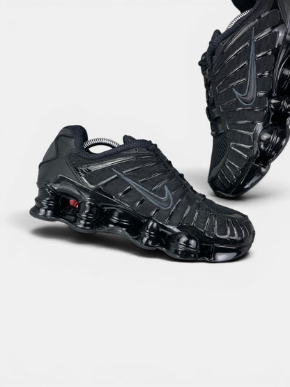 Nike Shox TL Black — buty sportowe męskie w bardzo dobrym stanie rozmiar 40, wewnętrzny panel lewego buta