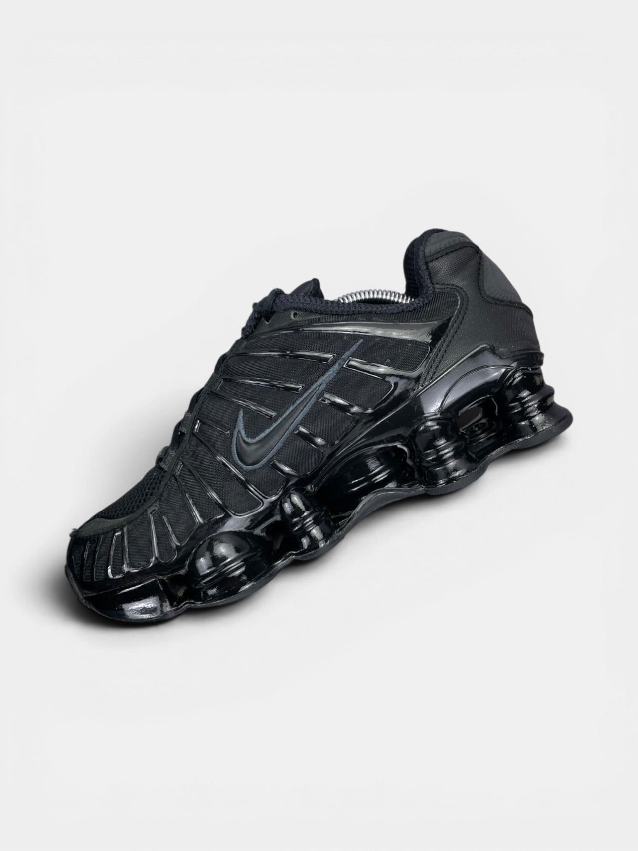 Nike Shox TL Black — buty sportowe męskie w bardzo dobrym stanie rozmiar 40, wewnętrzny panel prawego buta