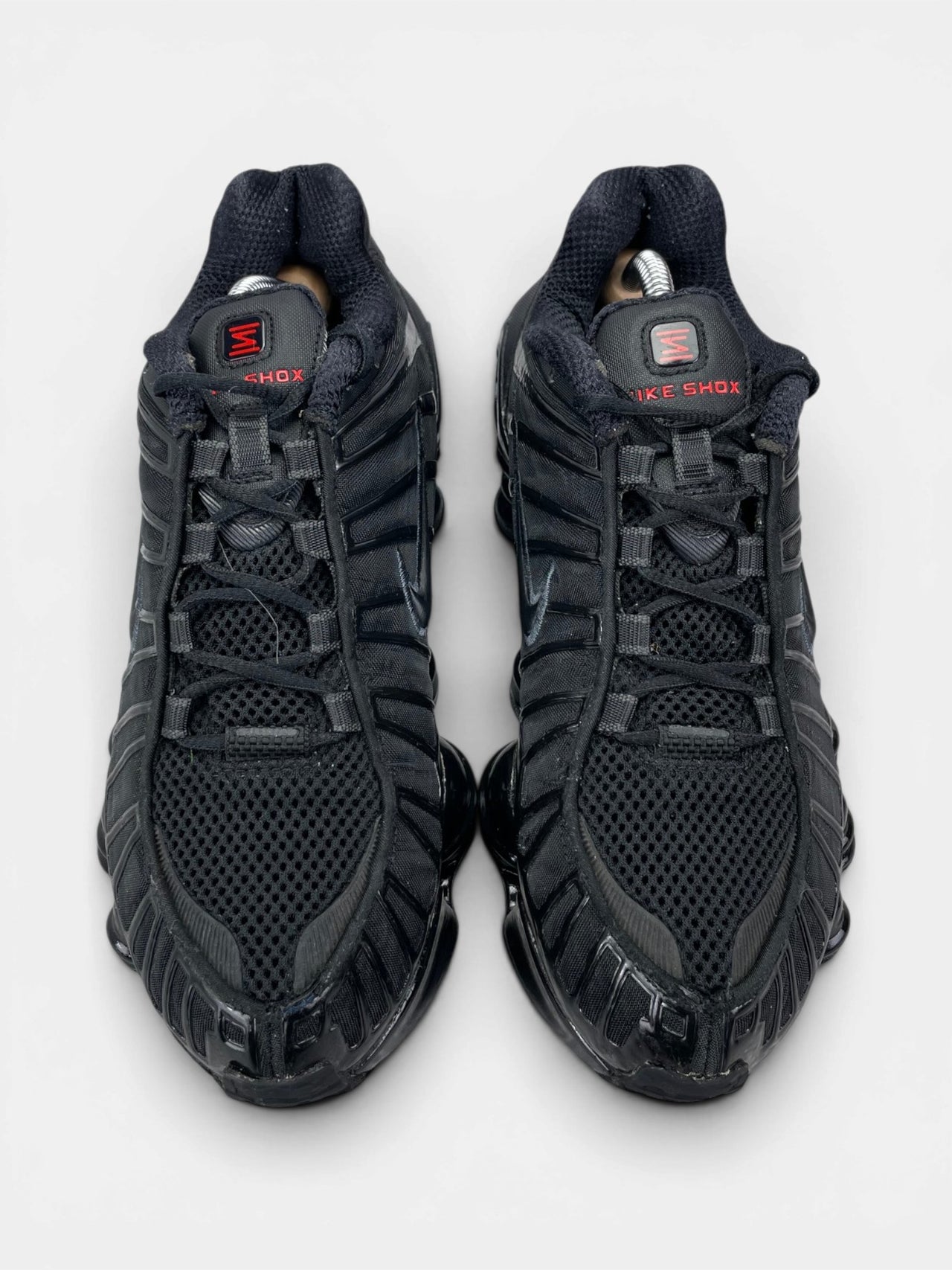 Nike Shox TL Black — buty sportowe męskie w bardzo dobrym stanie rozmiar 40, widok z góry