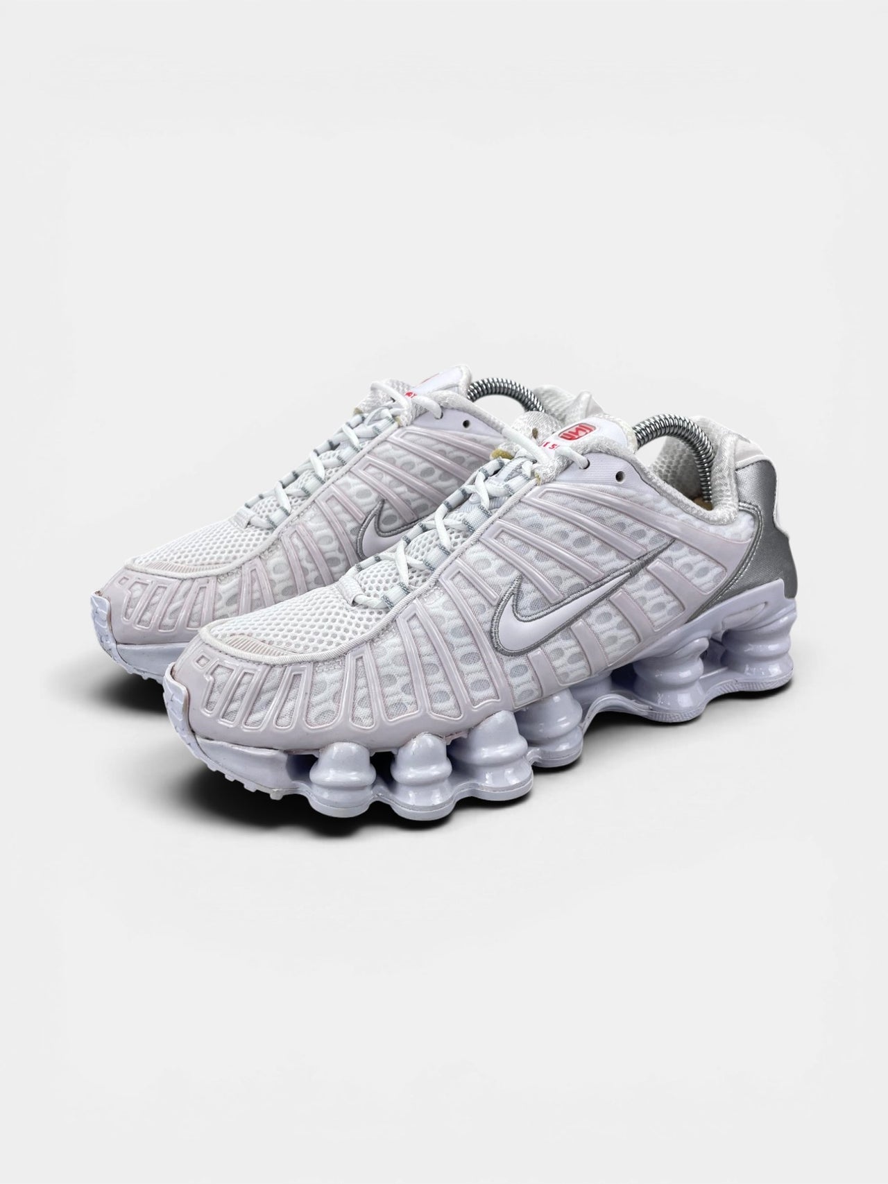 Nike Shox TL — buty sportowe damskie w bardzo dobrym stanie rozmiar 38, widok z boku